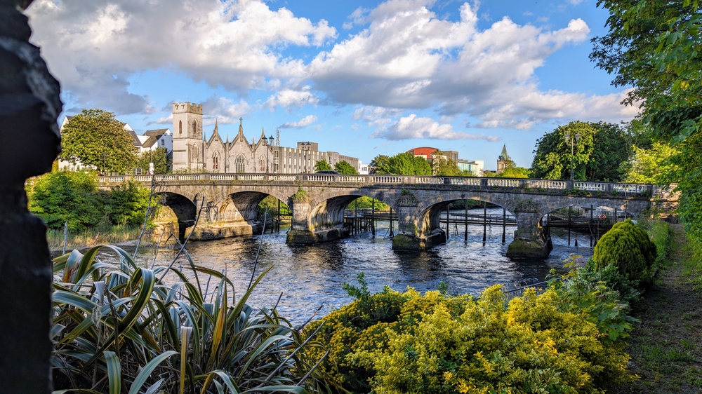 Salmon Weir bridge, Galway